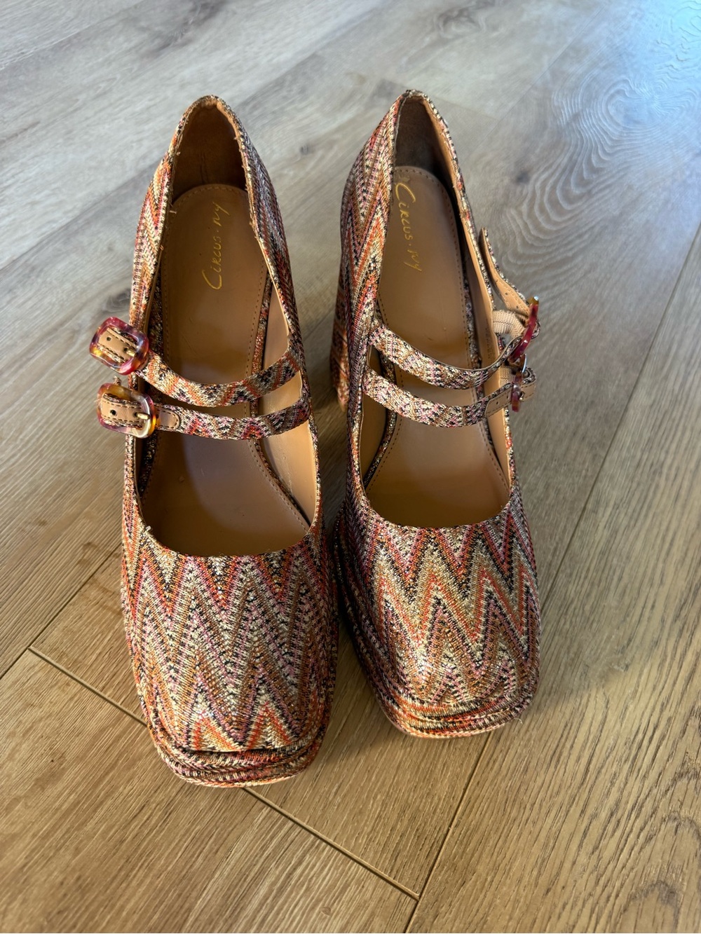 Circus by Sam Edelman Metallic Chevron Platform Heels NWOT
